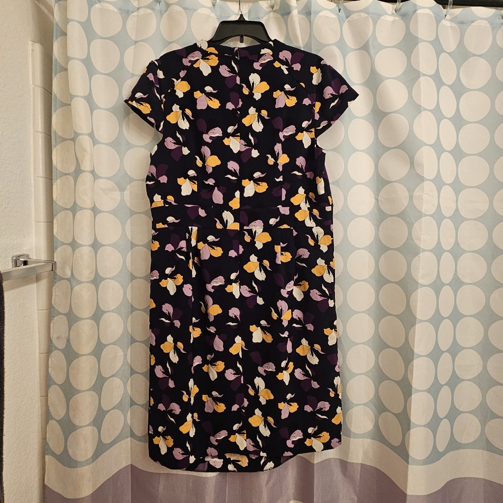 Ann Taylor Floral Dress - Picture 5 of 11